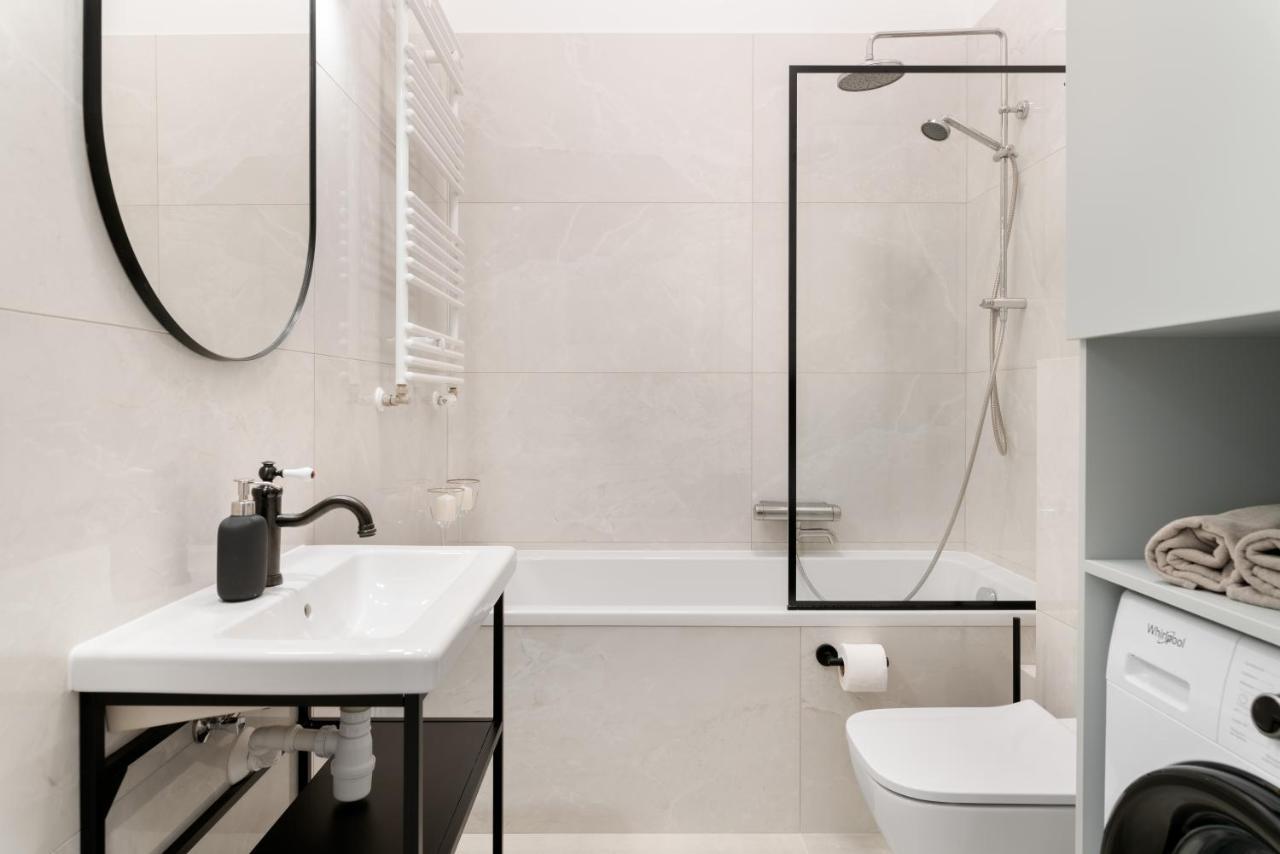 Prince4You Apartments วรอตซวาฟ ภายนอก รูปภาพ